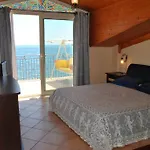 Fondaco Parrino Mare 3*