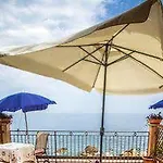 Apart Otel Fondaco Parrino Mare