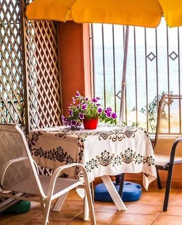 Fondaco Parrino Mare 3* Letojanni