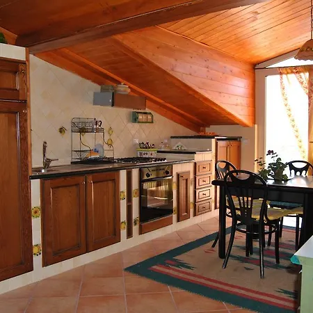 Fondaco Parrino Mare 3* Letojanni