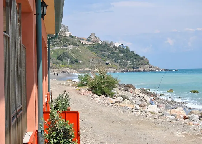 Fondaco Parrino Mare Ξενοδοχείο με διαμερίσματα 3*