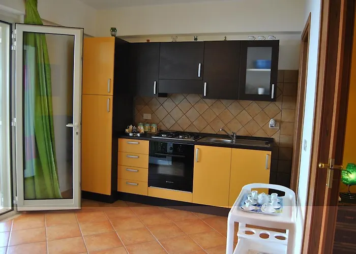 Fondaco Parrino Mare Ξενοδοχείο με διαμερίσματα 3*