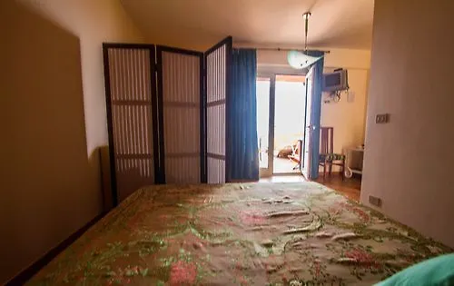 Fondaco Parrino Mare Ξενοδοχείο με διαμερίσματα 3*